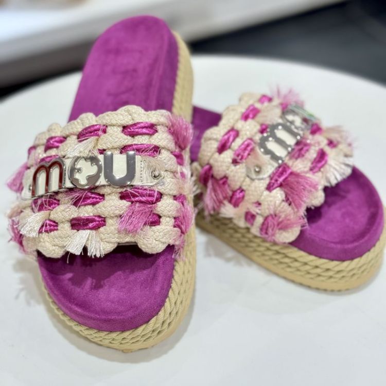  MAUVE