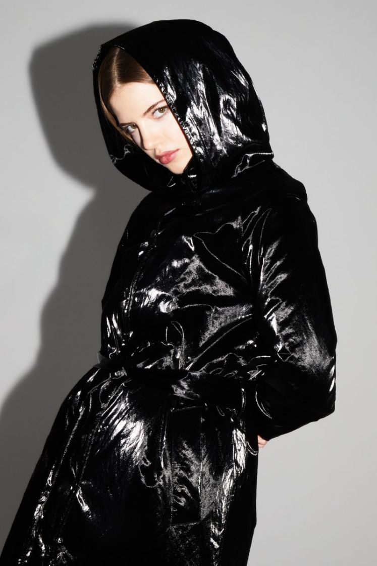  NOIR