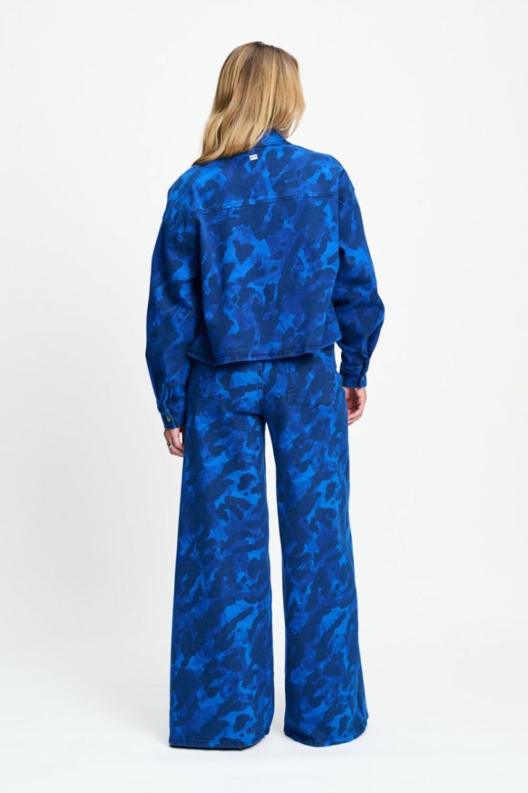  Bleu